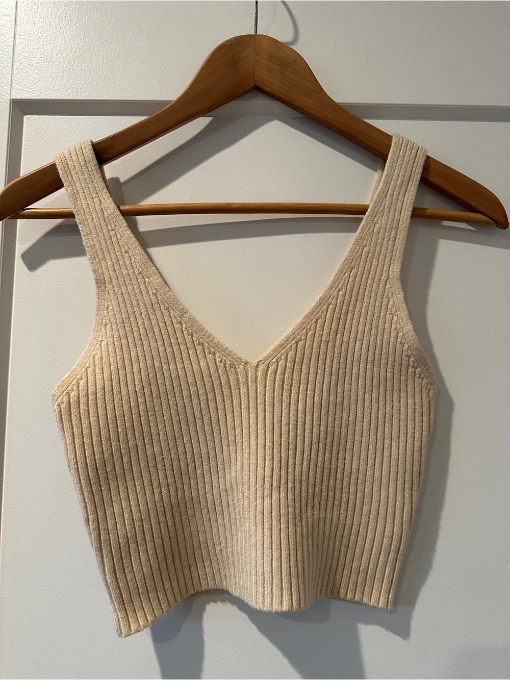 Cropped Ribbed Sweater V-Neck Tank Cream